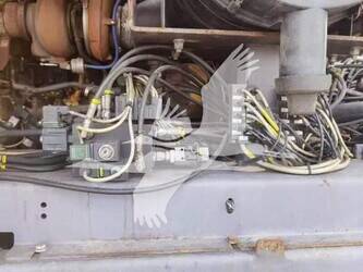 2011-atlas-copco-roc-l8-30-44830874