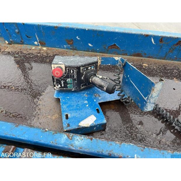 2012 Genie GS2032-44834174