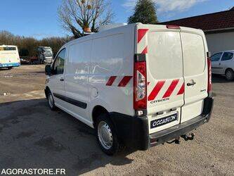 2011-citroen-jumpy-1402906-44834186