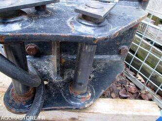 jcb-1402911-44834230