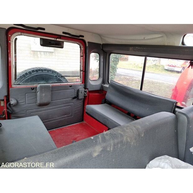 2000 Land Rover Defender-44834259