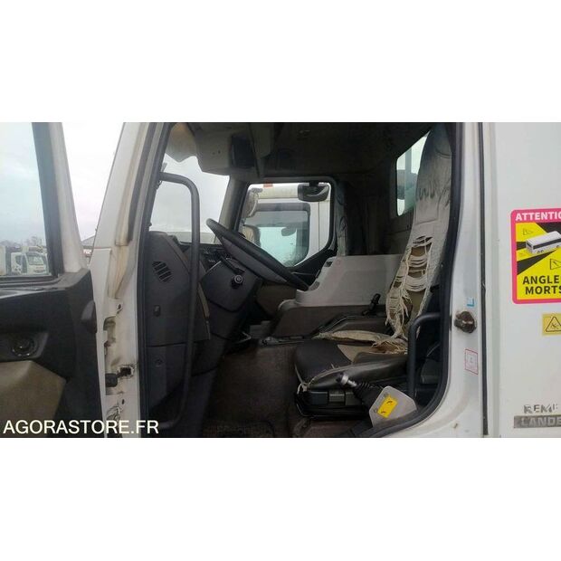 2008 Renault PREMIUM-44834305