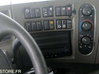 2008-renault-premium-1402918-44834306