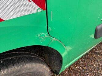 2011-renault-master-1402922-44834365