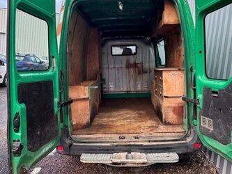 2011-renault-master-1402922-44834373