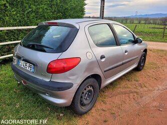 2001-peugeot-206-1402925-44834396