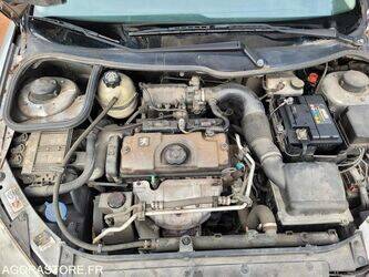 2001-peugeot-206-1402925-44834407