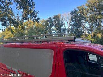 2015-opel-vivaro-1402932-44834468