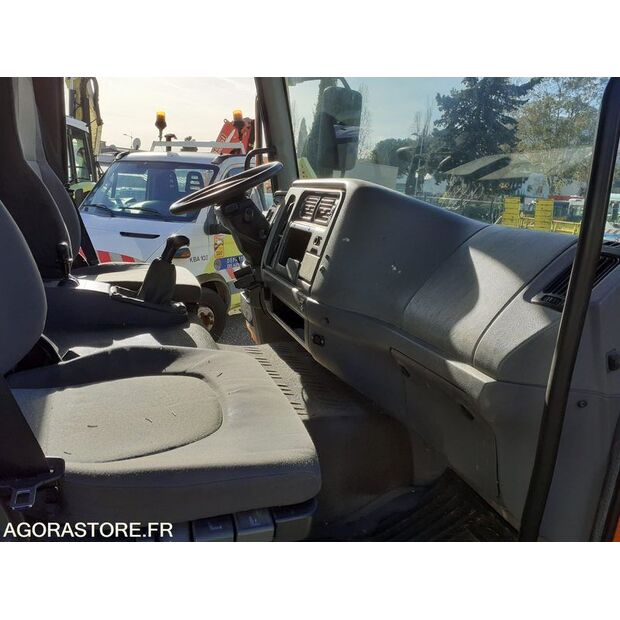 2005 رينو Midlum-44834487