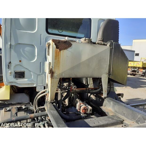 2005 رينو Midlum-44834495