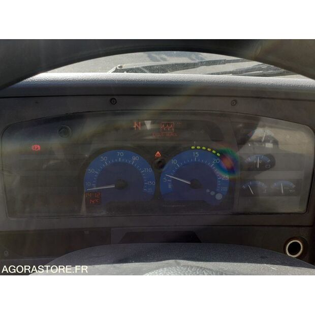 2005 رينو Midlum-44834508