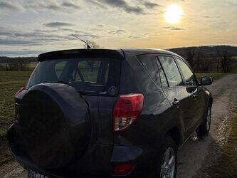 2006-toyota-rav4-44834515