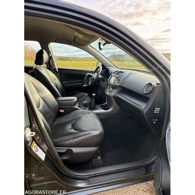 2006 Toyota RAV4-44834521