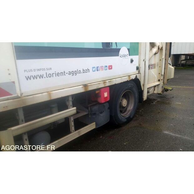 2011 Renault PREMIUM-44834530