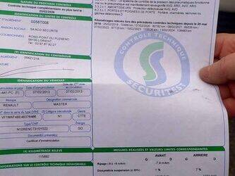 2013-renault-master-1402950-44834675