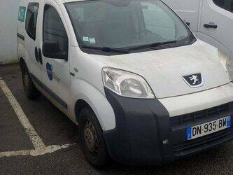 2015-peugeot-bipper-1402957-44834789