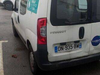 2015-peugeot-bipper-1402957-44834802