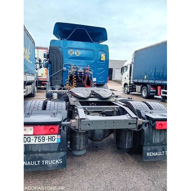 2015 Renault PREMIUM-44834816