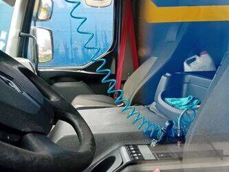 2015-renault-premium-1402959-44834818