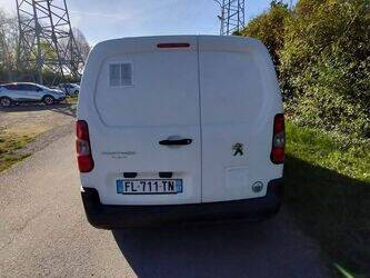 2019-peugeot-partner-1402961-44834822