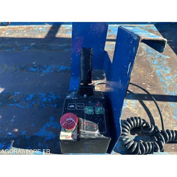 2013 جيني GS2646-44834838