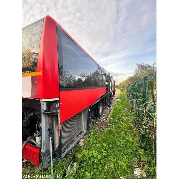 2011 مرسيدس بنز INTOURO-44834880