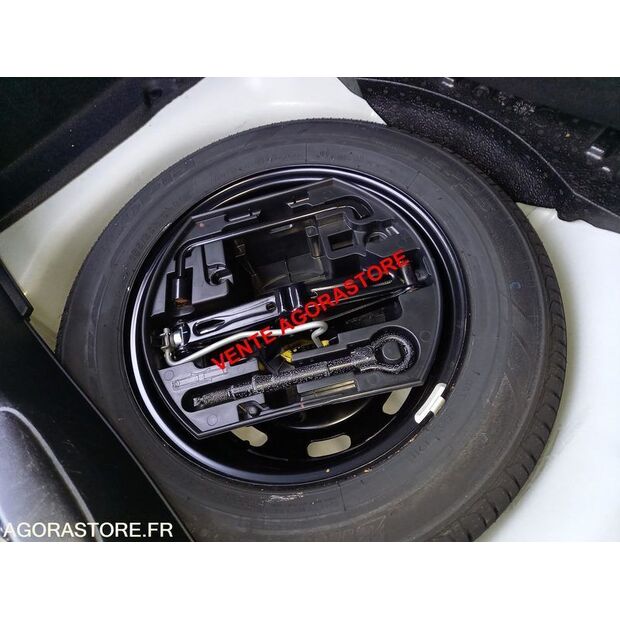 2015 Peugeot 208-44834998