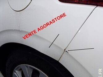 2015-peugeot-208-1402972-44835008