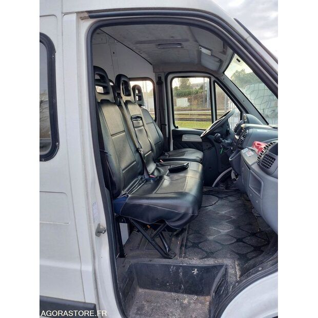 2005 بيجو BOXER-44835018