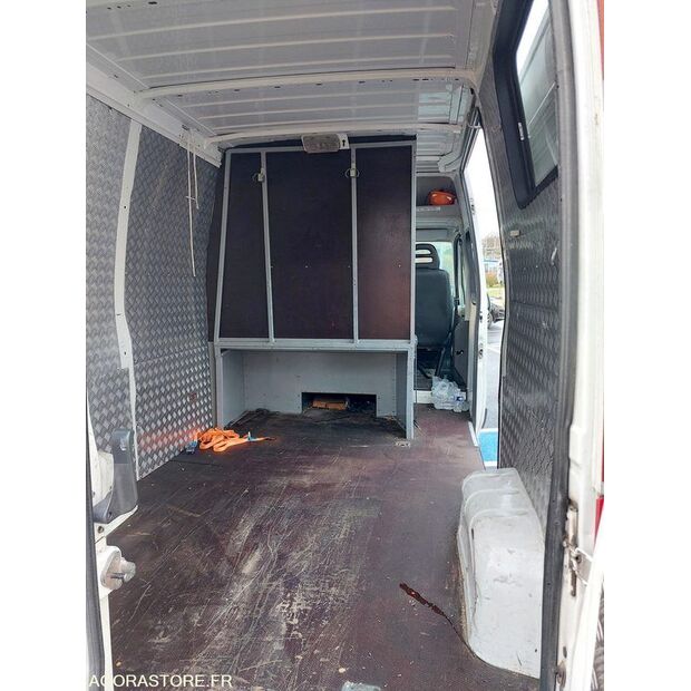 2005 بيجو BOXER-44835019