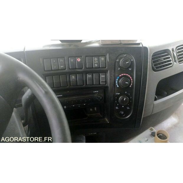 2015 Renault D WIDE-44835028