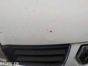 2013-renault-trafic-1402976-44835039