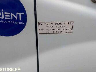 2013-renault-trafic-1402976-44835042