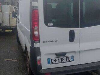 2013-renault-trafic-1402976-44835052
