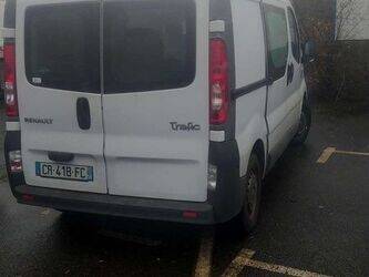 2013-renault-trafic-1402976-44835053