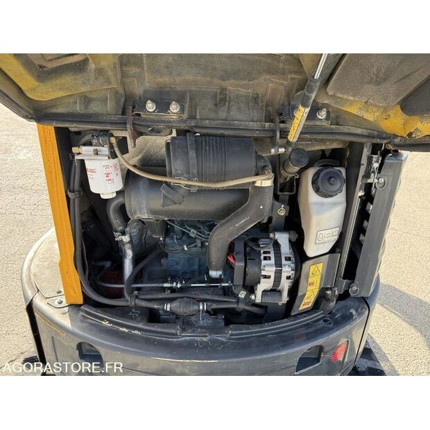 2016 بوبكات E26-44835100