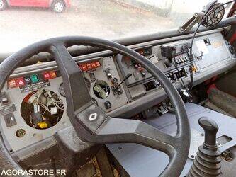 2002-renault-m210-1402980-44835113