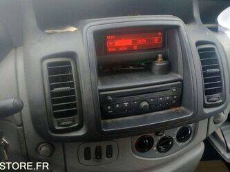 2013-renault-trafic-1402982-44835144