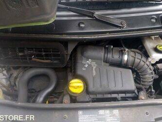 2013-renault-trafic-1402982-44835148