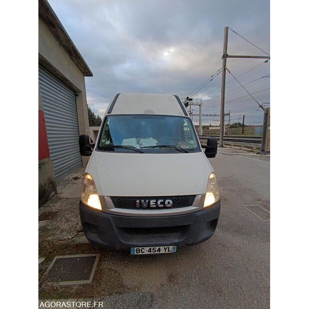 2010 Iveco Daily 35C15-44835199