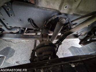 2010-renault-premium-1402990-44835233