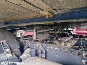 2010-renault-premium-1402990-44835239