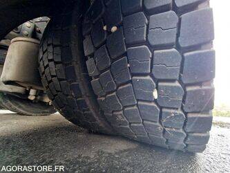 2010-renault-premium-1402990-44835241