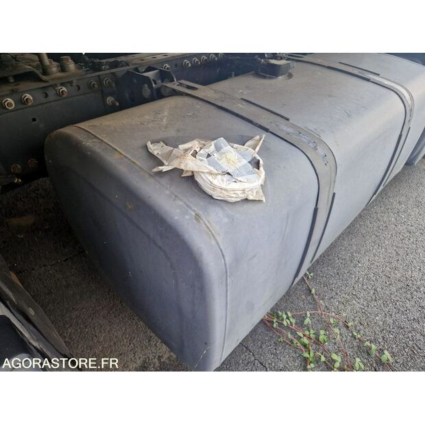 2010 Renault PREMIUM-44835243