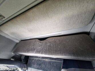 2010-renault-premium-1402990-44835274