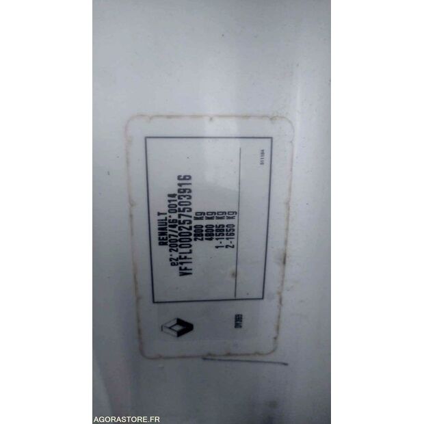 2017 رينو Trafic-44835308