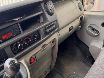 2009-renault-master-1402995-44835333