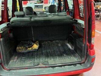 2005-renault-kangoo-1402996-44835344