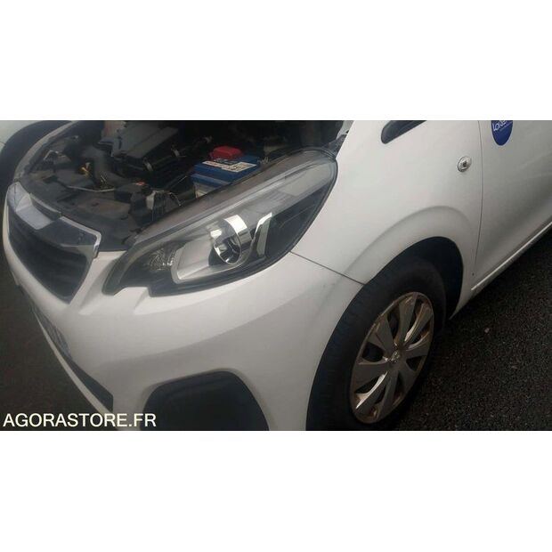 2015 Peugeot 108-44835353