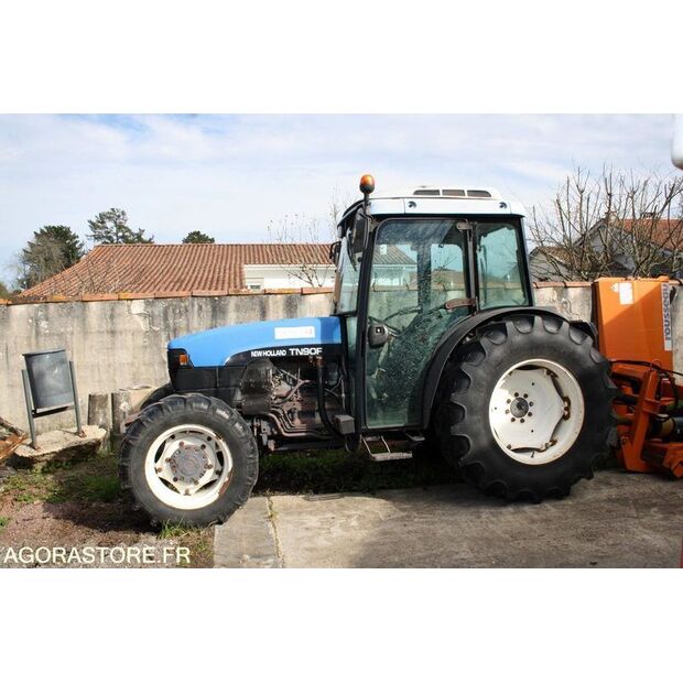 2001 New Holland TN90F-44835370